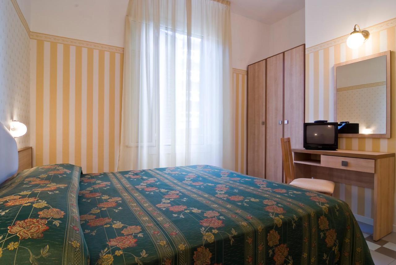 Hotel Loris - Valentini Family Village Bellaria-Igea Marina Exterior foto