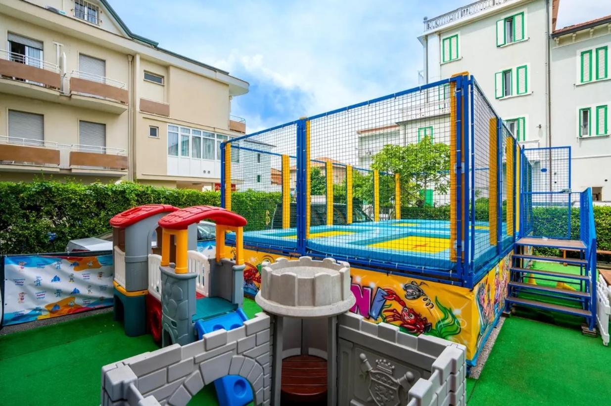 Hotel Loris - Valentini Family Village Bellaria-Igea Marina Exterior foto